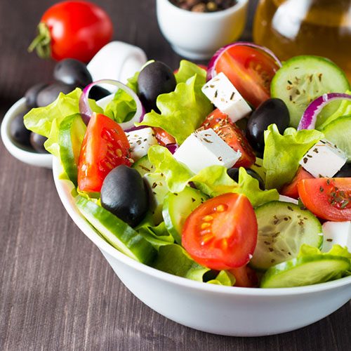 product-intro-mediterranean-diet 地中海沿岸居民經常攝取大量蔬果、堅果、橄欖和魚肉等食材